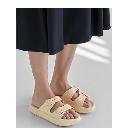 Clacquettes model 212946 Inello