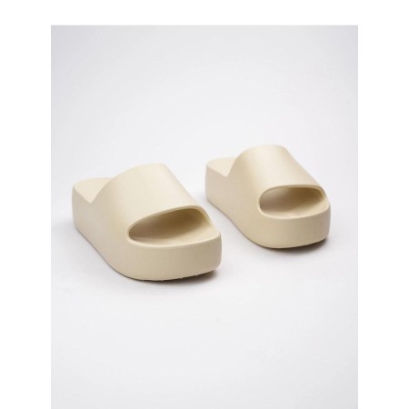 Clacquettes model 212947 Inello