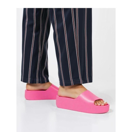 Clacquettes model 212951 Inello