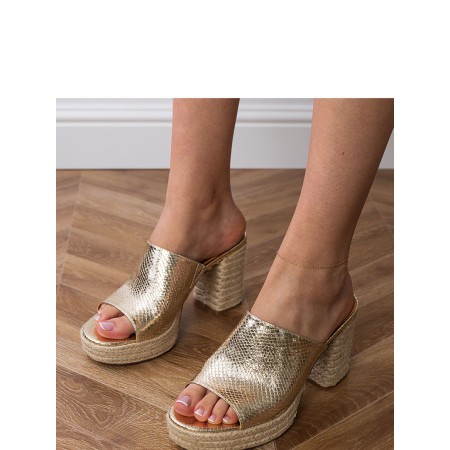 Clacquettes model 213717 PRIMO