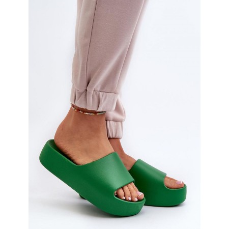 Clacquettes model 196678 Step in style