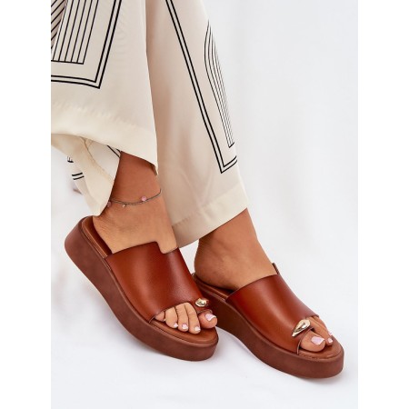 Clacquettes model 209950 Step in style