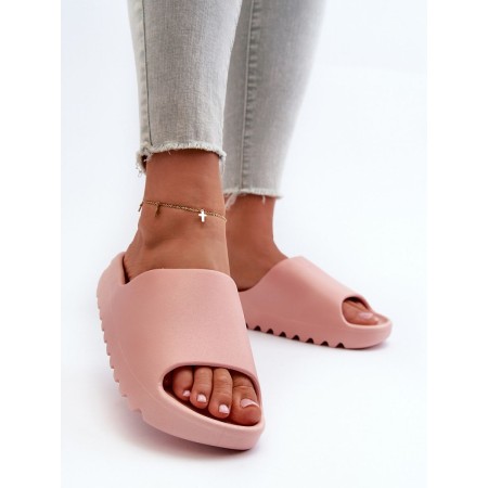 Clacquettes model 198694 Step in style