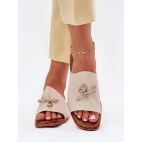 Clacquettes model 214377 Step in style