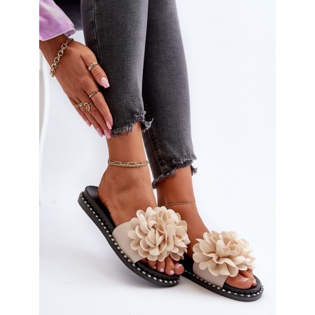 Clacquettes model 194705 Step in style