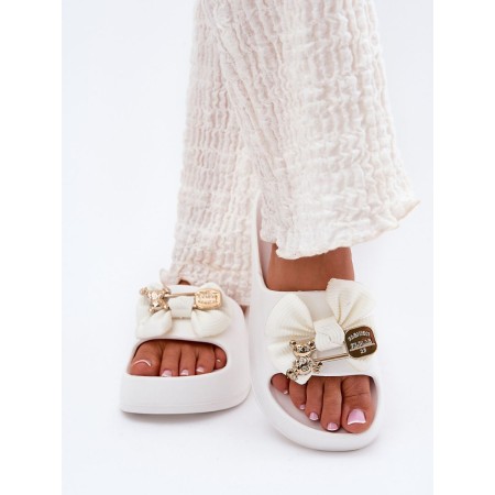 Clacquettes model 214404 Step in style
