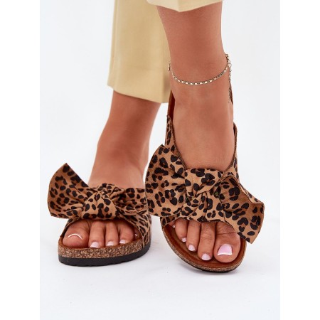Clacquettes model 214497 Step in style