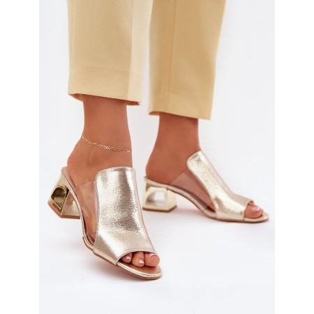 Clacquettes model 214714 Step in style