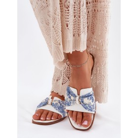 Clacquettes model 214717 Step in style