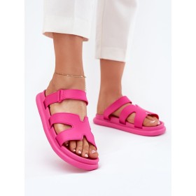 Clacquettes model 215161 Step in style